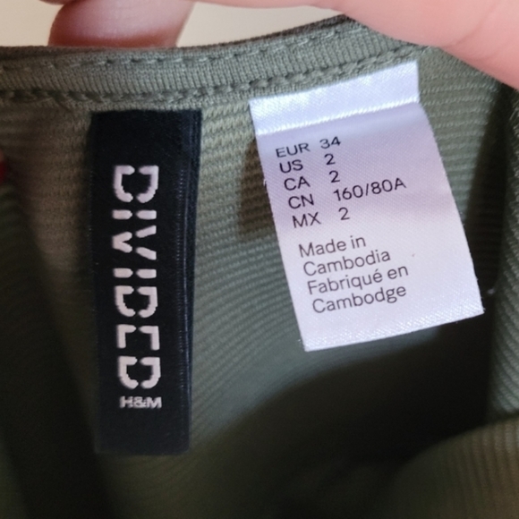 Green Divided H&M dress - Picture 3 of 3